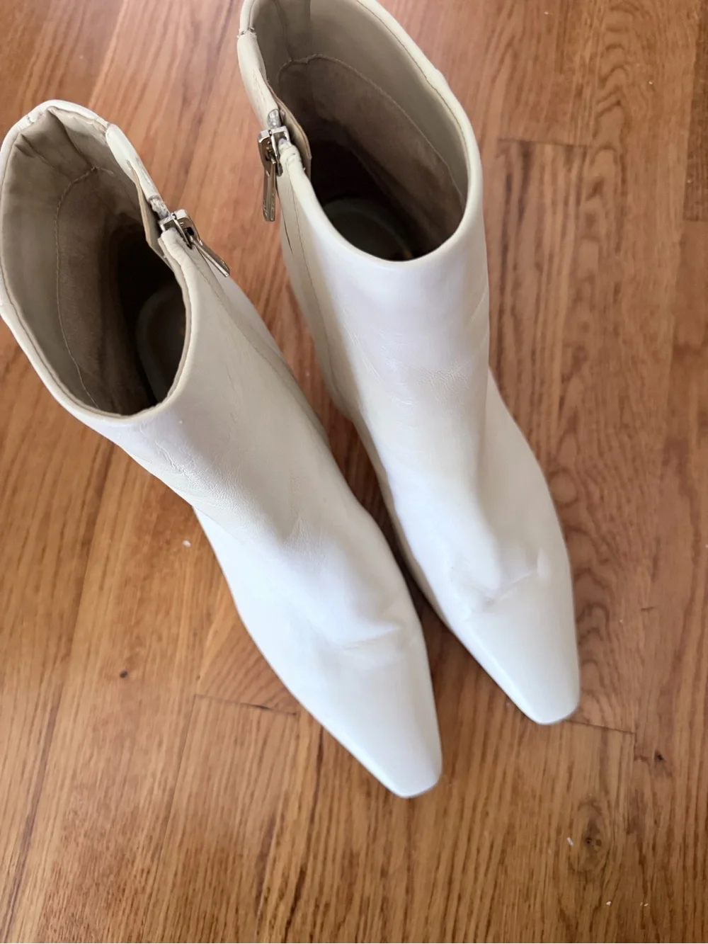 Sam Edelman Cream Saige Pointed-Toe Leather Ankle Boots - worn nice like new